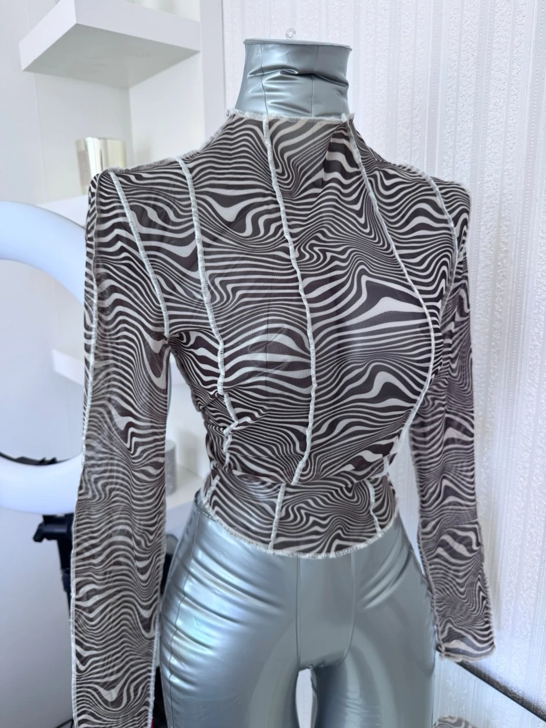 Mönstrad mesh topp, Strl M