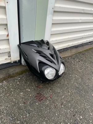 Yamaha slider flugkåpa - Bra skick lamporna följer inte med