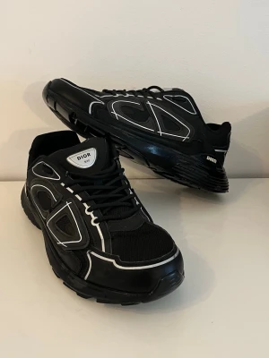 B30  - B30 som är helt nya och kommer med box. Perfetkt för vädret som kommer nu. Priset kan diskuteras!!