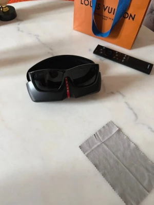 Prada glasögon - Prada glasögon nytt skick