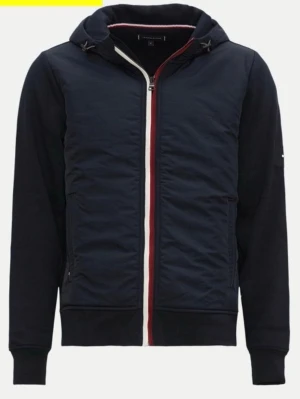 Marinblå vindjacka med huva | Tommy Hilifiger - Marinblå vindjacka från Tommy Hilfiger med huva och dragsko, vit och röd dragkedja framtill samt ribbade muddar. Jackan har två sidofickor och diskret logga på ärmen. Materialet är lätt och vindtätt, perfekt för en sportig och stilren look. Mer bilder kan skickas