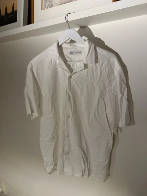 Zara skjorta - Kortärmad Zara skjorta perfekt för sommaren