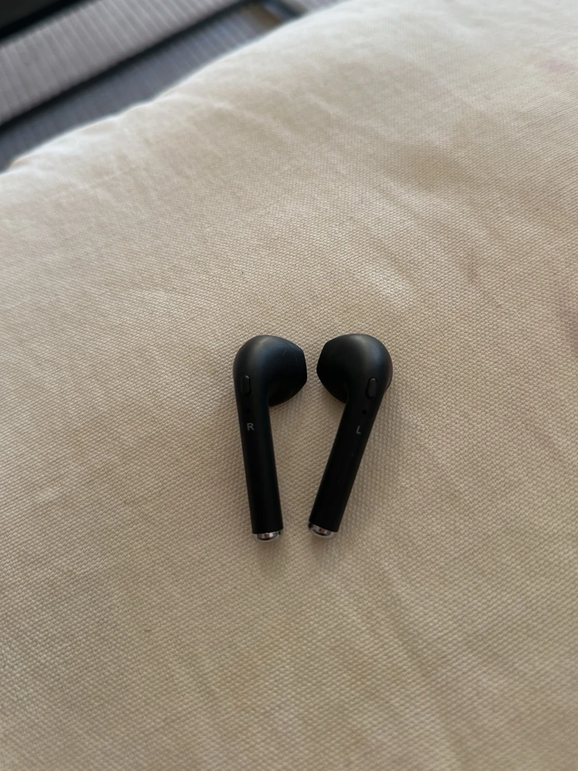 Svarta trådlösa in-ear hörlurar - 1