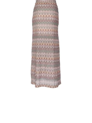 Missoni liknande kjol - Säljer nu denna missoni liknande kjol i storlek S, den kommer ifrån dry lake💕💕