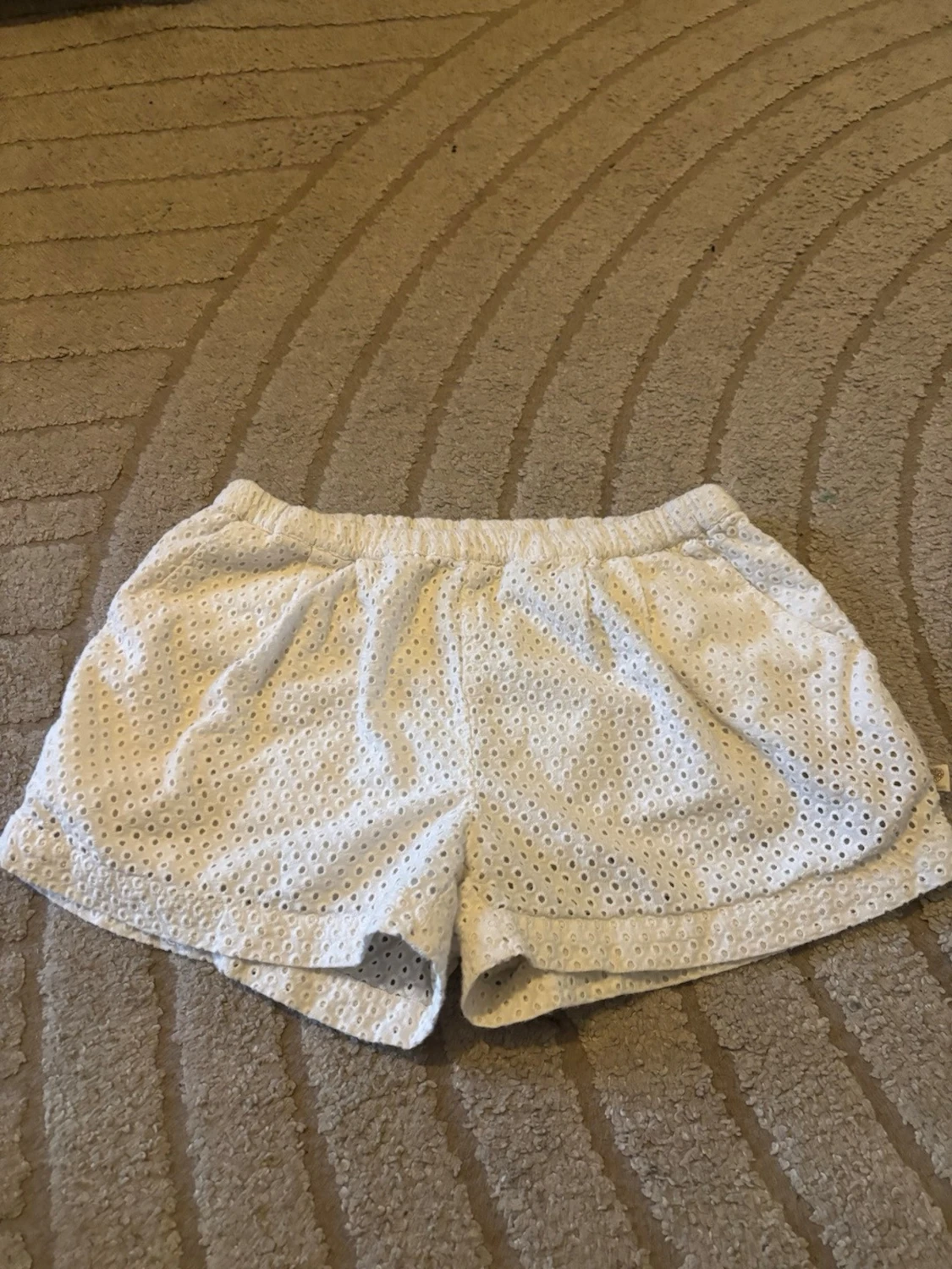 Vita lågmidjade spetsshorts🩷 - 1