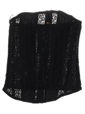 Zara korsett - Helt OANVÄND! Snygg svart tubtopp i spets med transparenta detaljer. Toppen är axelbandslös och har ett feminint uttryck med blommönstrad spets. Perfekt att styla med höga jeans eller kjol för en trendig look.