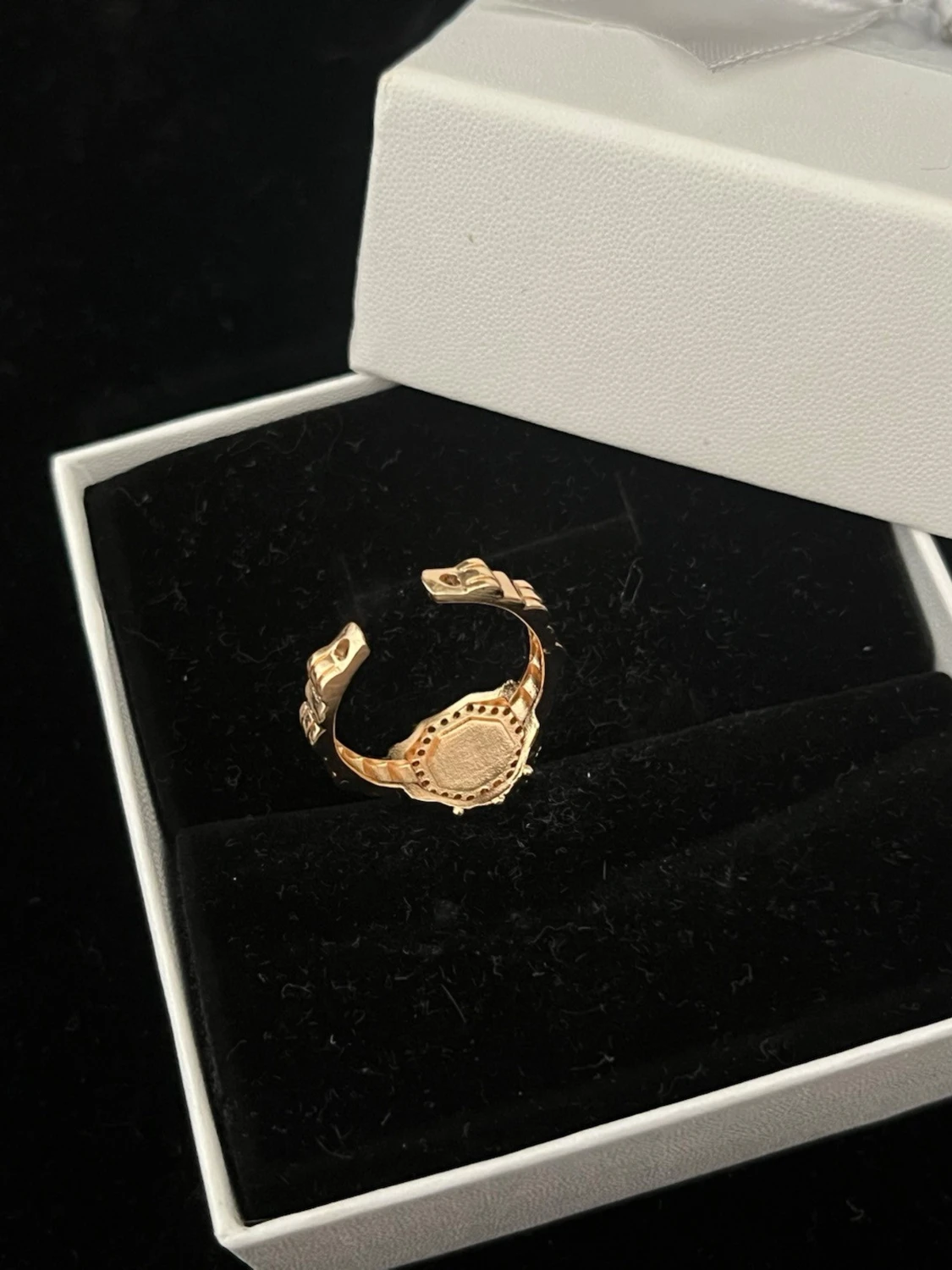 Guldig klock ring  - 3