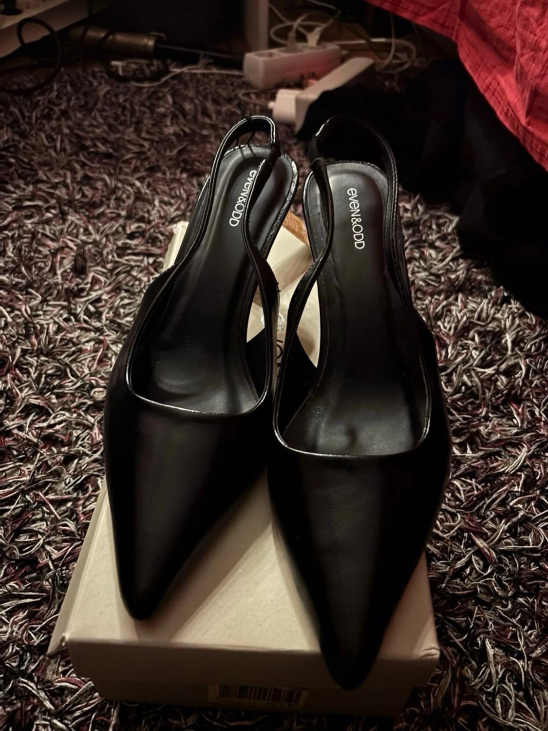 Svarta Klackskor - 1