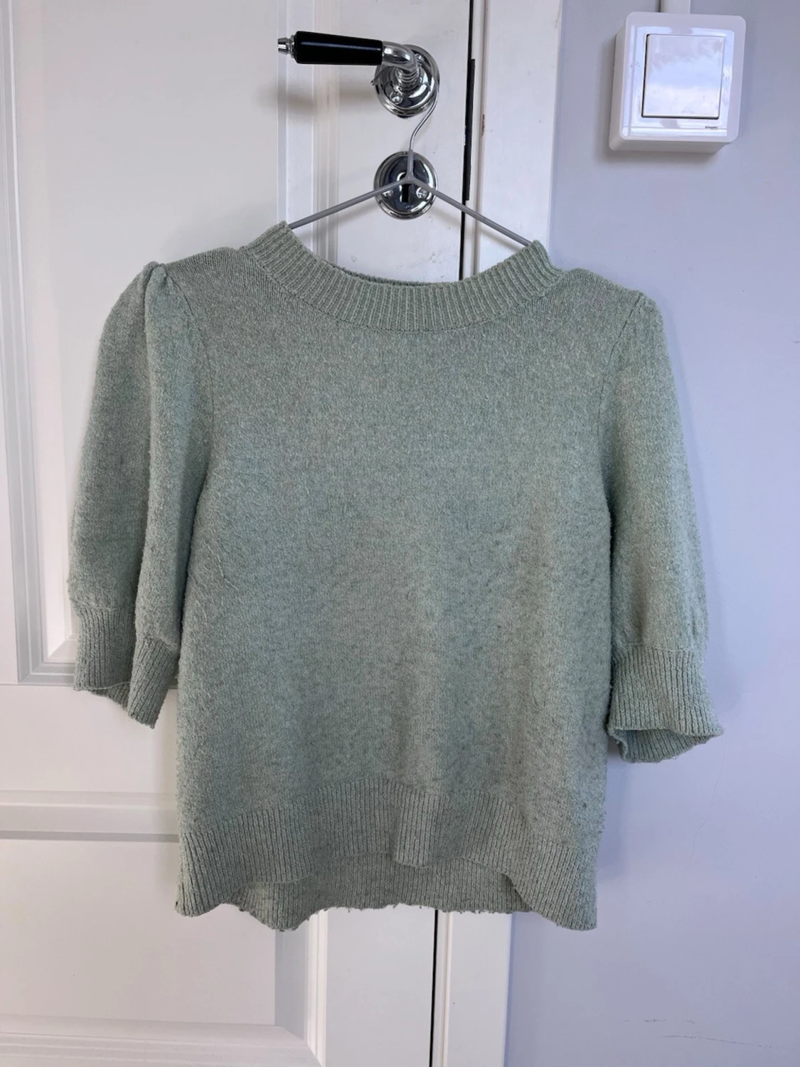 Grön stickad tröja 
