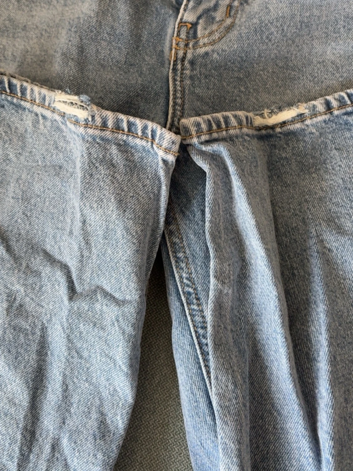 Ljusblå raka jeans - 3