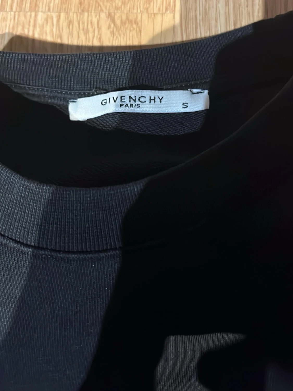 Svart sweatshirt från Givenchy - 2