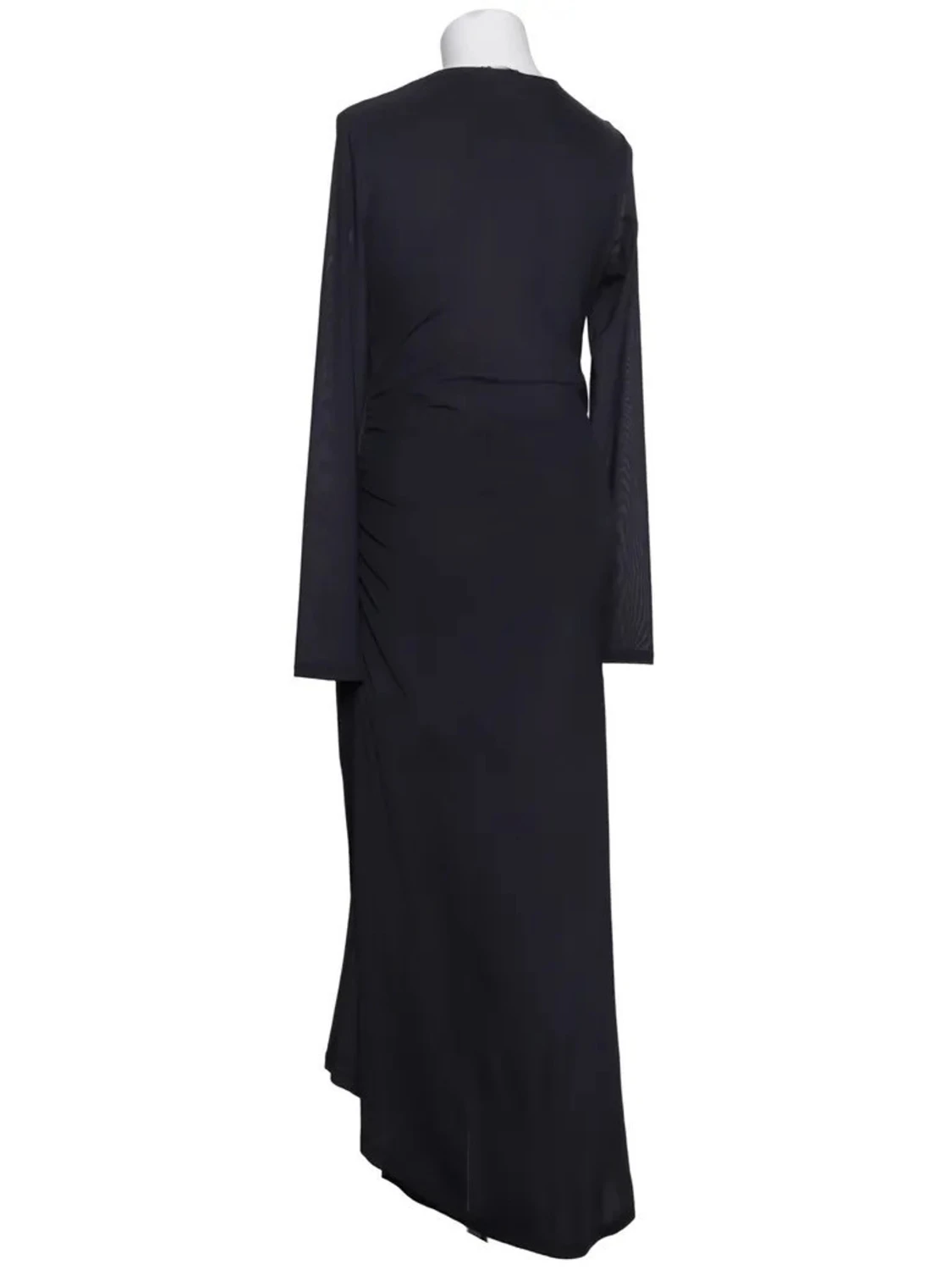 Svart långklänning med rynkade detaljer - 1