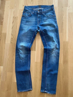 Blå Tiger of Sweden jeans - Slim fit jeans från Tiger of Sweden. Säljs väldigt billigt!!!
