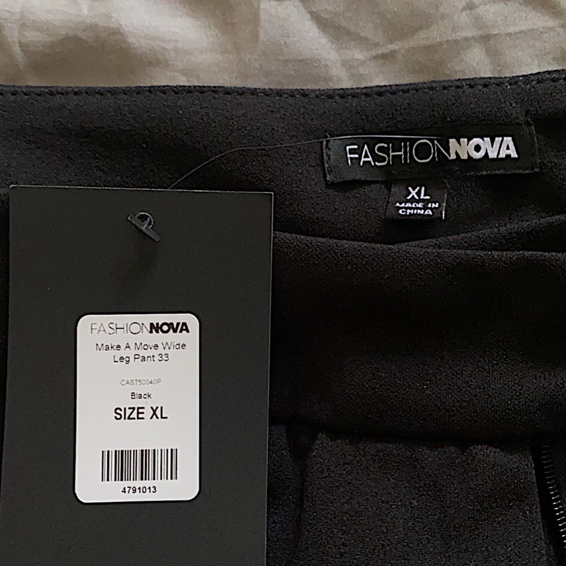 Svarta kostymbyxor - 90