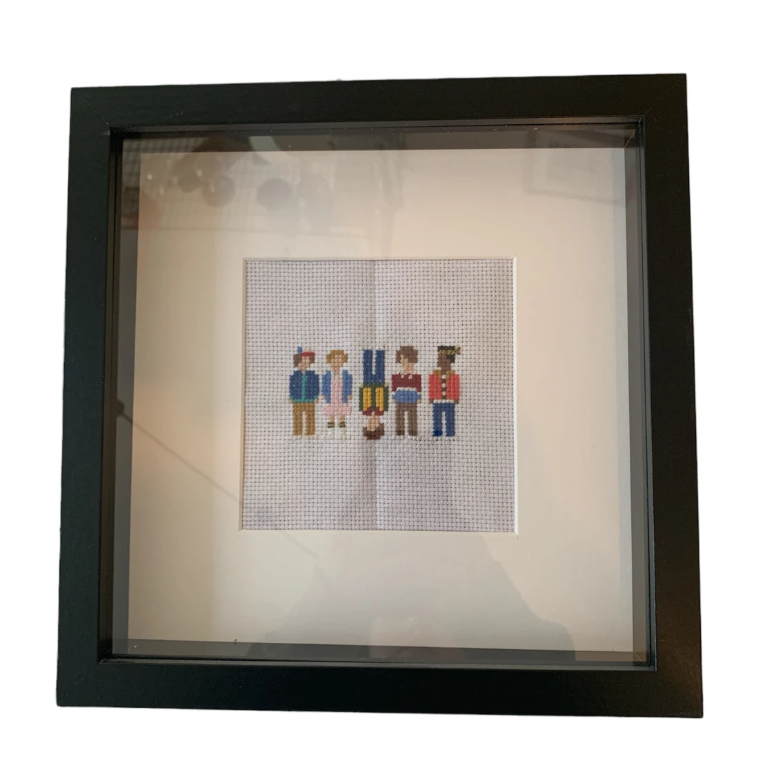 Stranger Things handbroderad tavla