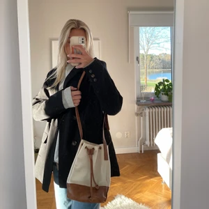 Brandy Melville väska - Väska från Brandy Melville, säljs för 150kr + frakt!