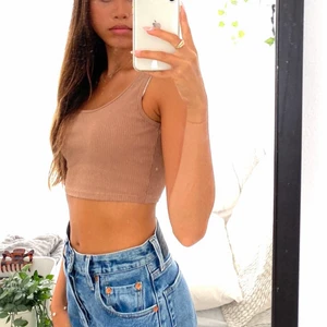 Ginatricot bruna topp XS - Fint i skick 