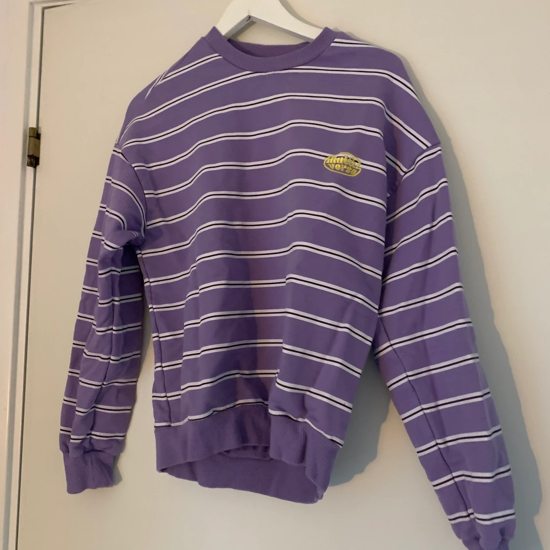 Lila tröja från junkyard