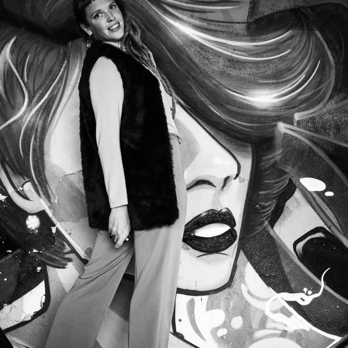 Cozy furry West  - 91