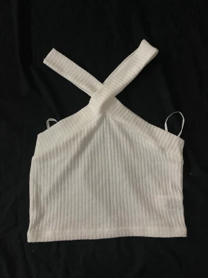 Linne - Linne med korsade band Lite genomskinlig Knappt använd