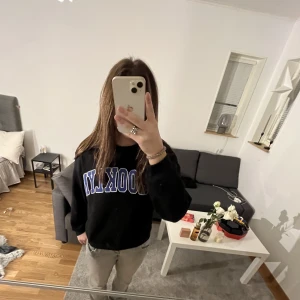 Sweatshirt - Aldrig använd , köpt för 180 säljer för 80kr+frakt💕