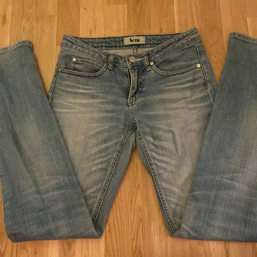 Jag tycker att dem är fina!! Men har jeans i min garderob som jag känner mig mer bekväm i.. Jeans & Byxor.