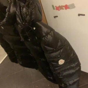 MONCLER MAYA JACKA - Storlek 1 skick 8/10