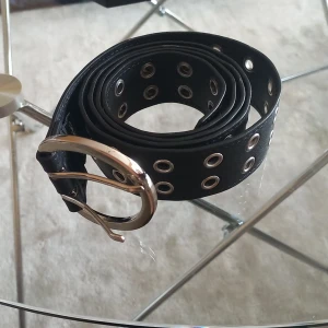 Bälte - Jätte bra kvalitet. Priset kan diskuteras ❤️