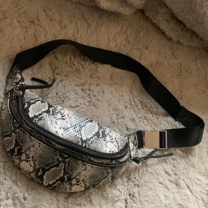 Midjeväska  - Midjeväska som inte blir använd 