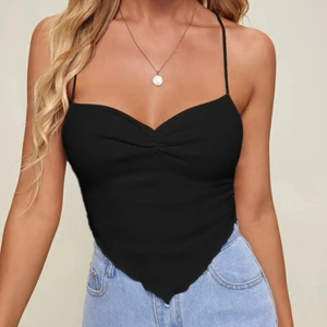 Topp  - Super gullig topp som man knyter bak. 