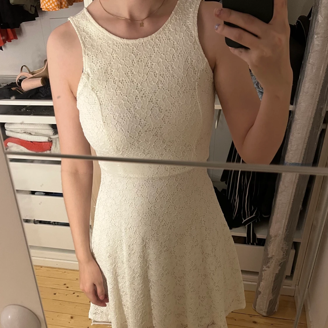Vit klänning  - 90