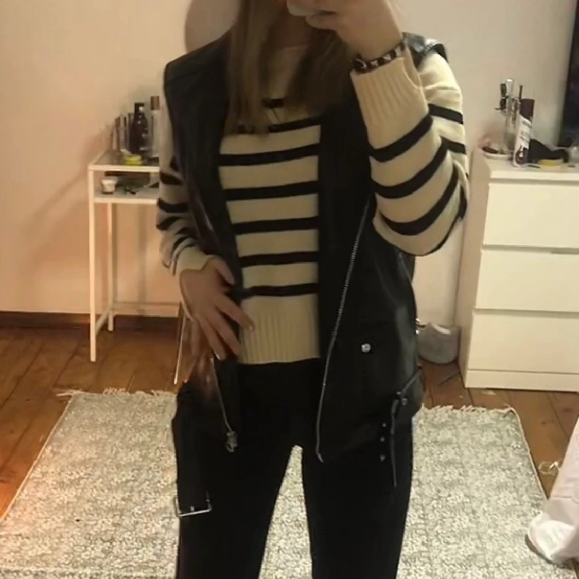 Randig stickad tröja