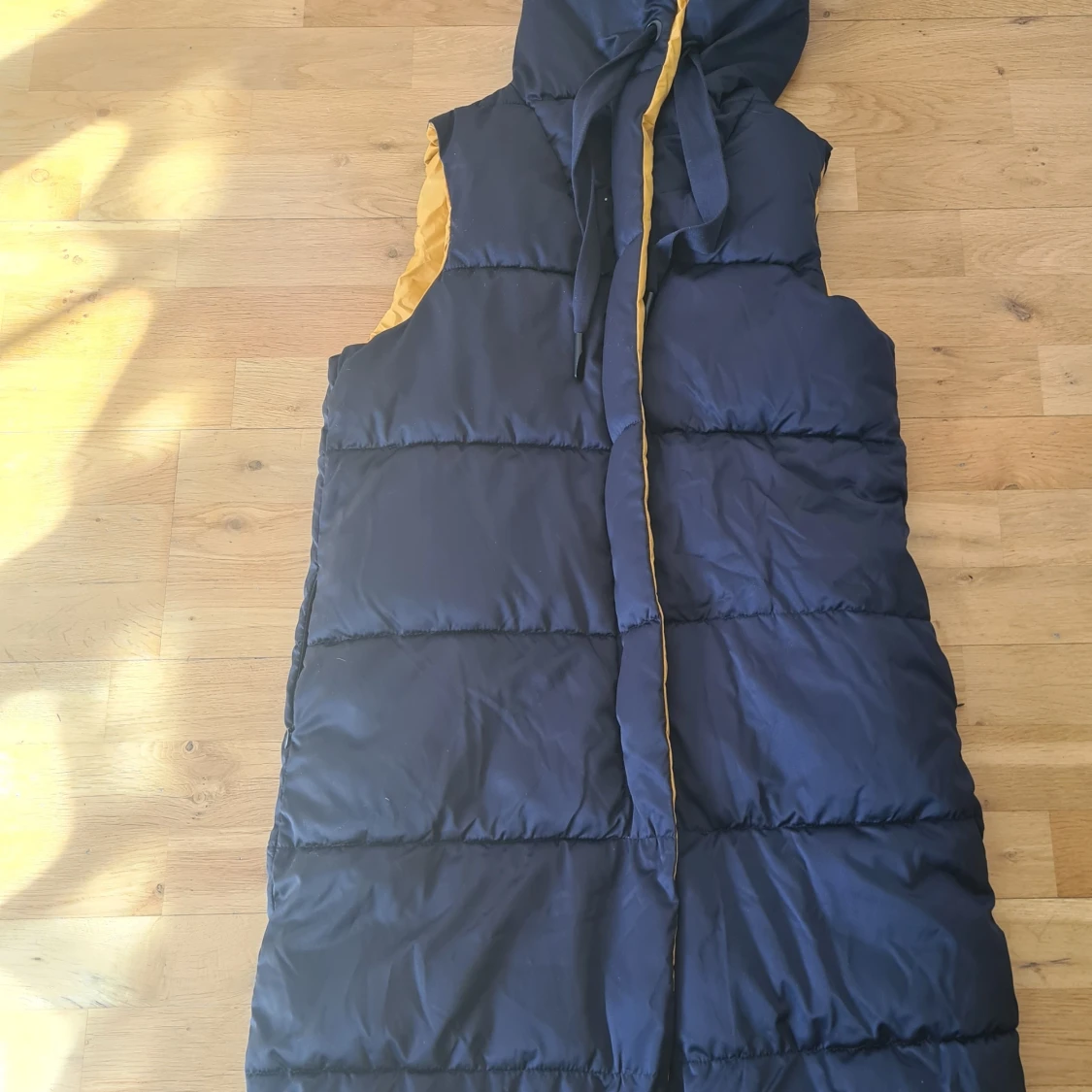 Väst från zara strl xs 