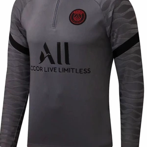 PSG TRÖJA - Knappt använd då den var lite liten