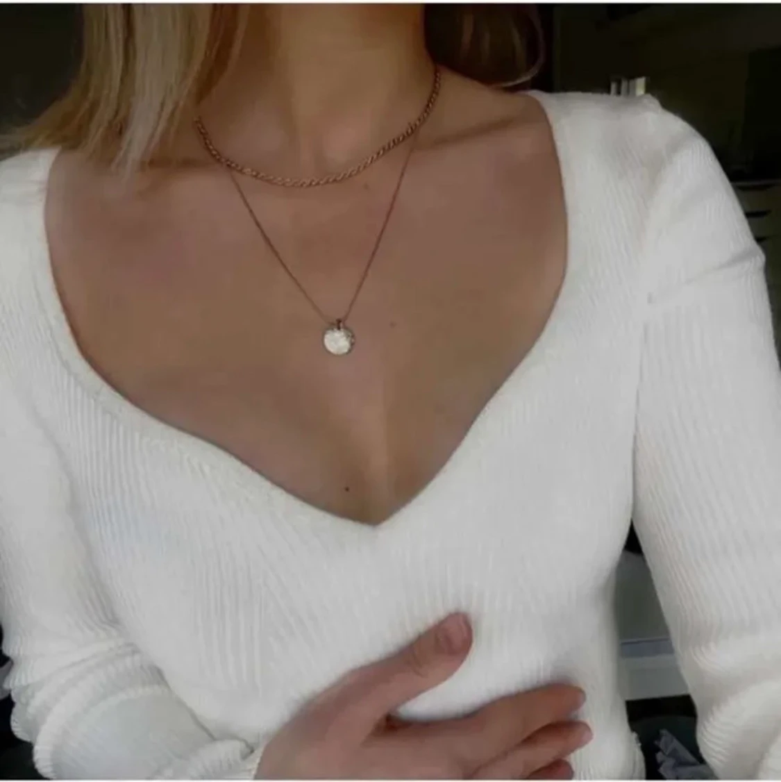 Vit långärdmad tröja