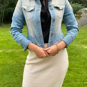 Jeans jacka - Mycket bra skick