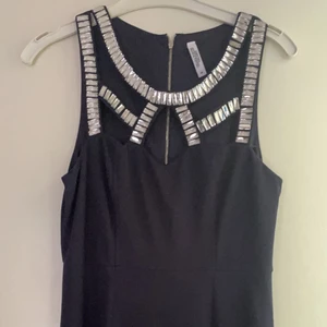 Klänning storlek M, 350 kr - Klänning från Chiara Forthi, använd fåtal gånger, säljer för 350kr. 