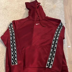 Nike hoodie - Aldrig använd