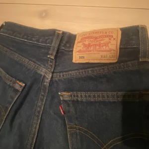 Levi’s jeans  - Säljer mina levi’s jeans 501, då det är för små💕