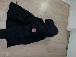 Canada goose wyndham - Jackan är i bra skick knappt använd