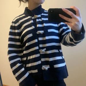 Ralph Lauren kofta - Randig kofta från Ralph Lauren i strl XL men passar mig som vanligtvis har XS