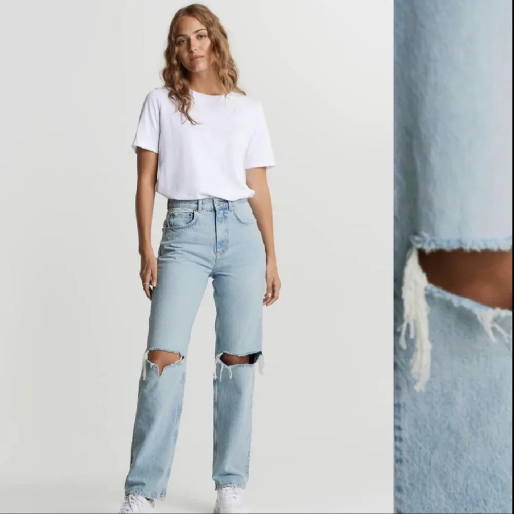 Jeans från Gina som inte kommer till användning. Storlek 32. Säljer för 80kr🤍. Jeans & Byxor.