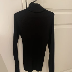 Polotröja  - Frakt ingår i priset 