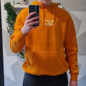 Hoodie från Carlings - Köpt för 500 kr. Sparsamt använd och i fint skick