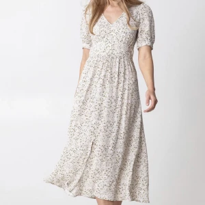 Zudora klänning  - Slutsåld sommarklänning från indiska 🧡