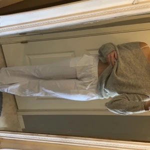 Linnebyxor  - helt nya linnebyxor i storlek M väldigt liten M storlek, så skulle säga att den är i S. aldrig använda förutom när bilderna tagits. köparen står för frakten.💕 