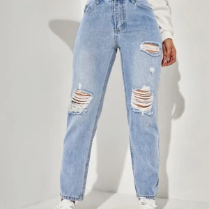 Blue fit momjeans  - Finns i Malmö 