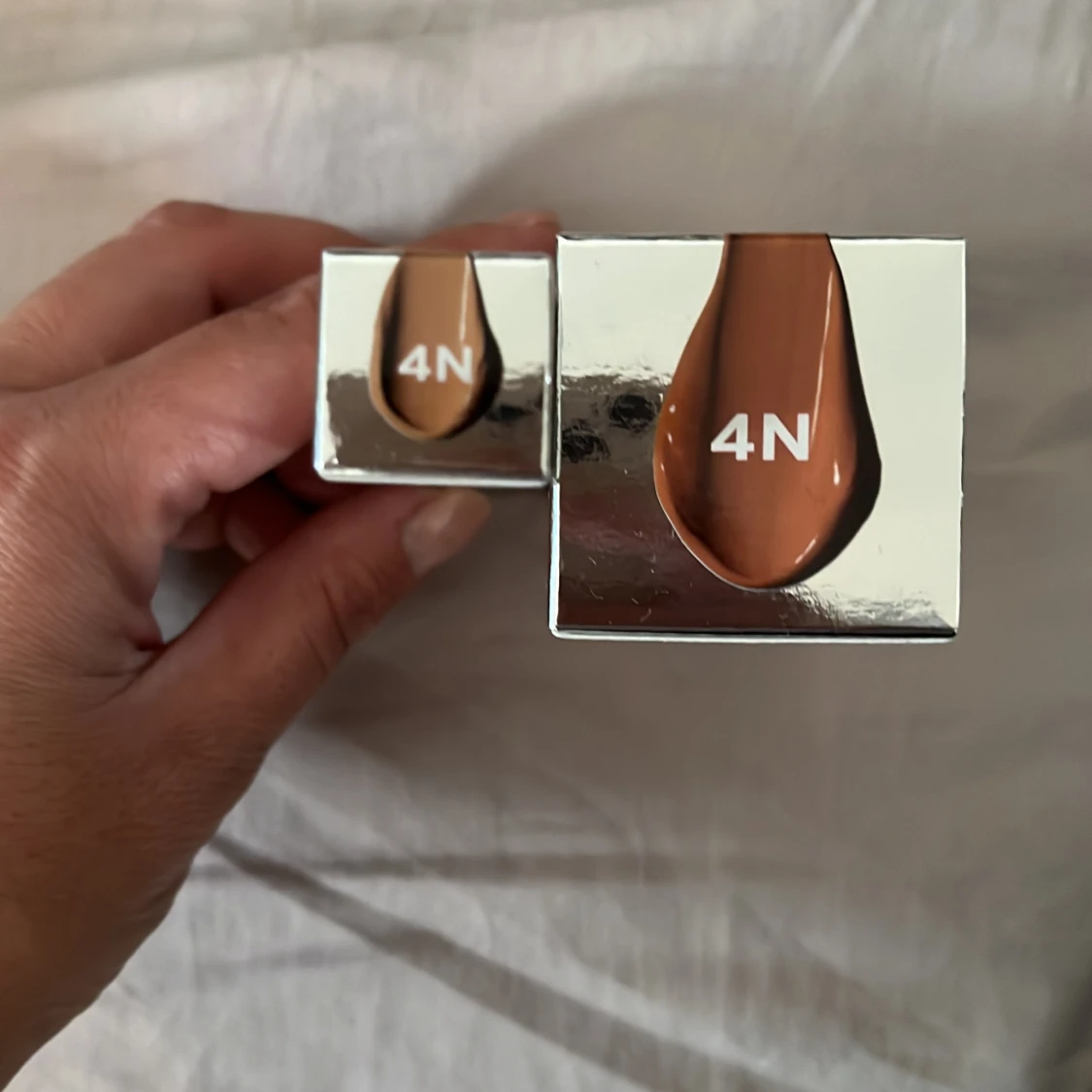 Ny foundation och concealer  - 90