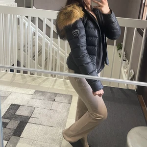 Rockandblue jacka - Säljer nu min Rockandblue jacka i nyskick. 900+frakt. Priset är diskuterbart. Nypris:2500