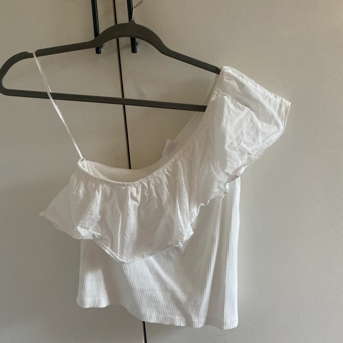 One sholder volangblus - 91